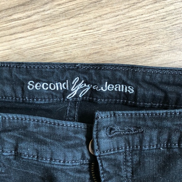 Black Yoga Jeans - Picture 2 of 3